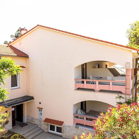 Villa Barbara Oasis Central Suite With Terrace Novalja Luaran gambar